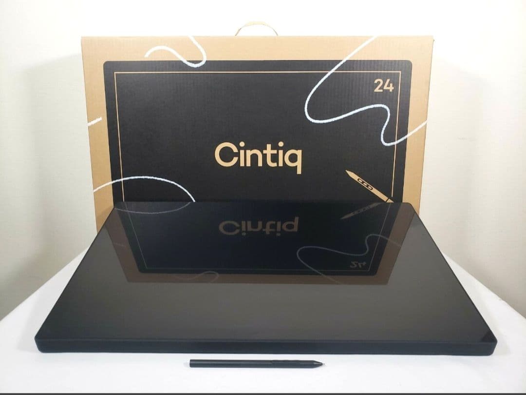 美品正常動作品 液晶ペンタブレット Wacom Cintiq 24 DTK246