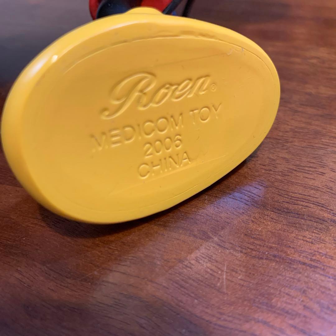 クラッシュミッキーフィギュア　ディズニーxRoen x メディコムトイ