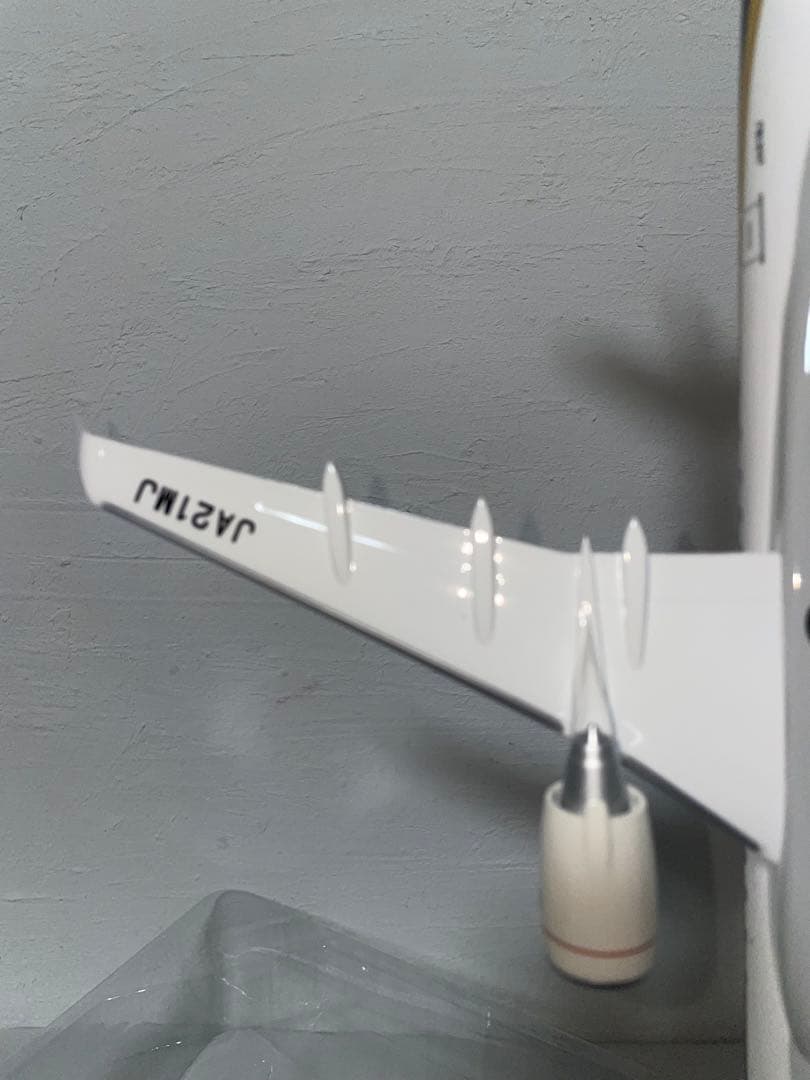 MRJ 三菱航空機 1/100 11006 1/100スケール 三菱航空機