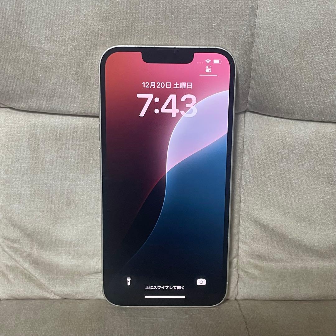 Apple iPhone 13 128GB スターライト