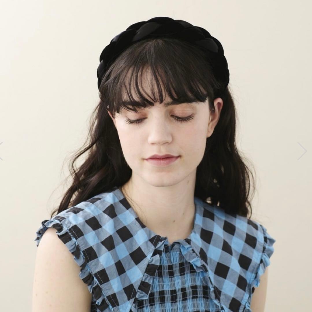 アレクサンドル ドゥ パリ カチューシャ ヘアバンド 黒　ツイスト　ねじり