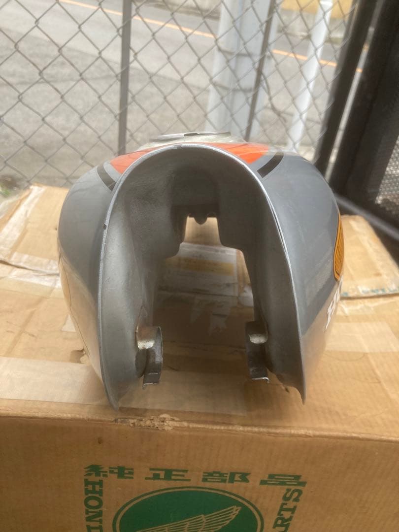 HONDA タンク シルバー/オレンジ　xl230 ホンダ　コック　キャップ