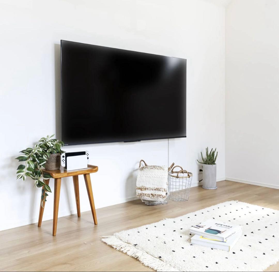 エイトリビング FLOAT 壁掛けテレビ金具 賃貸OK 配線モールなどセット