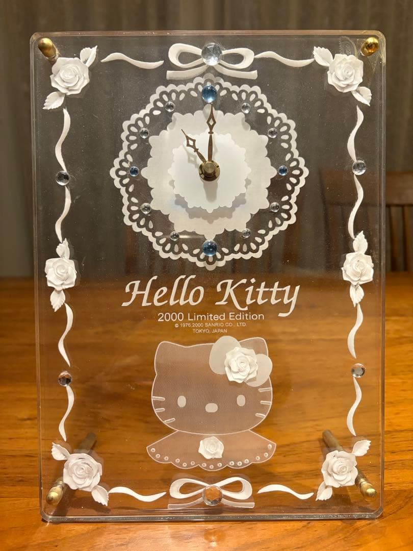 超レア Hello Kitty 2000 Limited Edition 時計