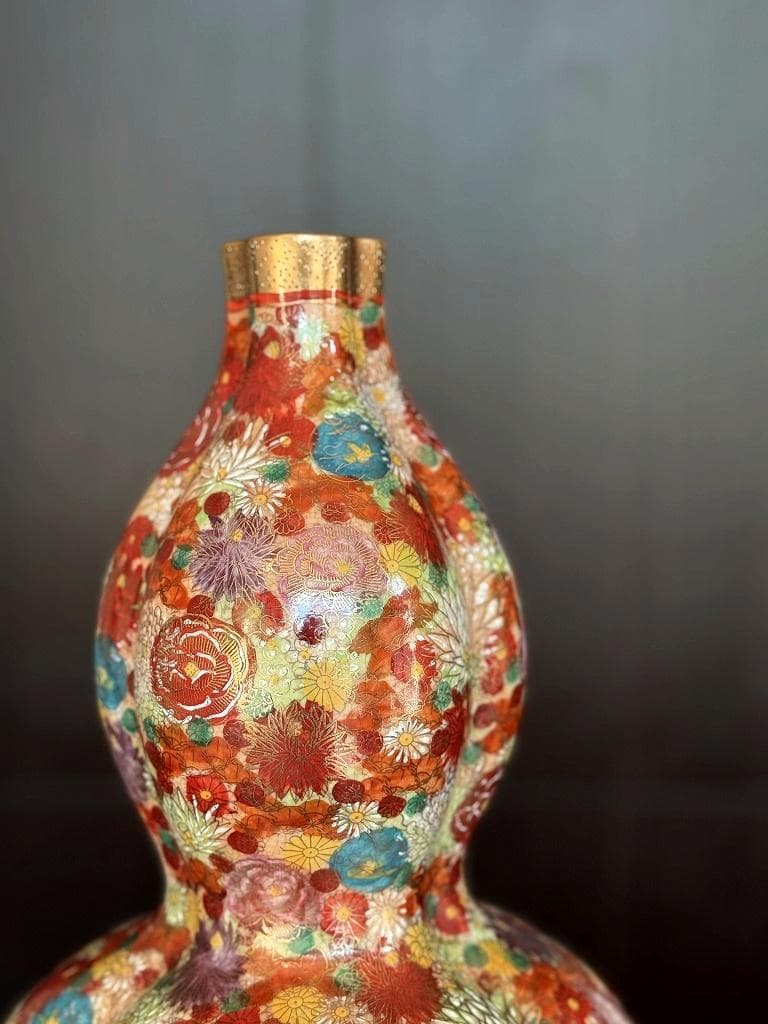 美品　薩摩焼　丸十字島津家紋入　花唐津　豪華絢爛　瓢箪型花瓶　金彩　色絵　絵付