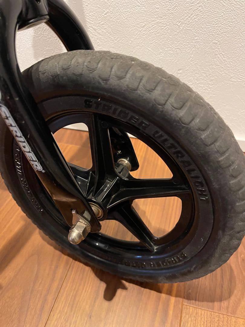 STRIDER ストライダー 12 スポーツモデル　バランスバイク　日本正規品