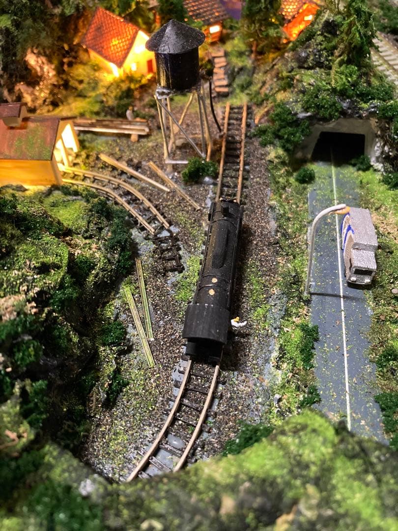 鉄道模型ジオラマ　　ロックです