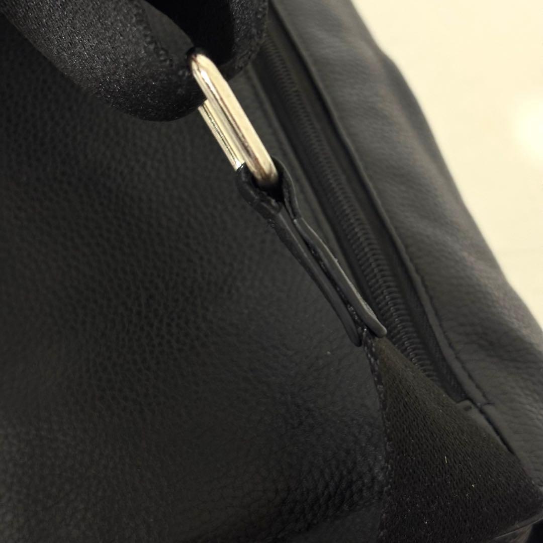 イアパピヨネ ワイドテープ ショルダーバッグ スタッズ ブラック