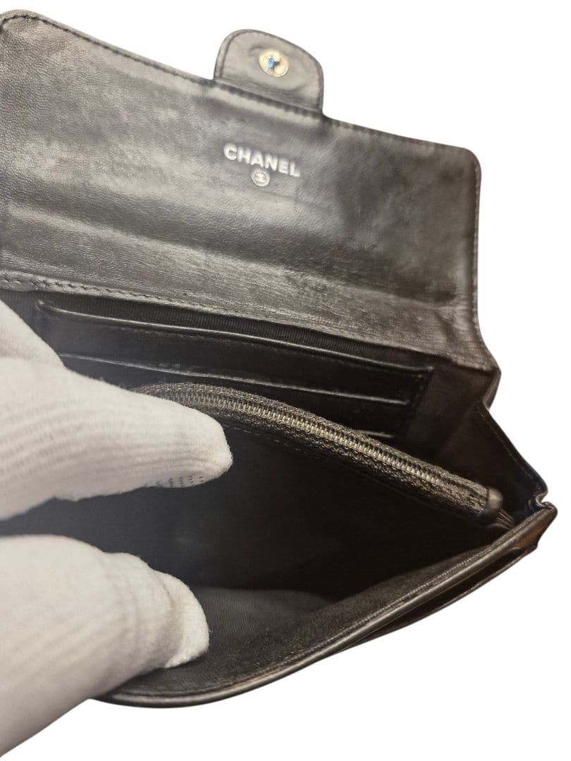 CHANEL　シャネル　マトラッセ　ケース　折り財布