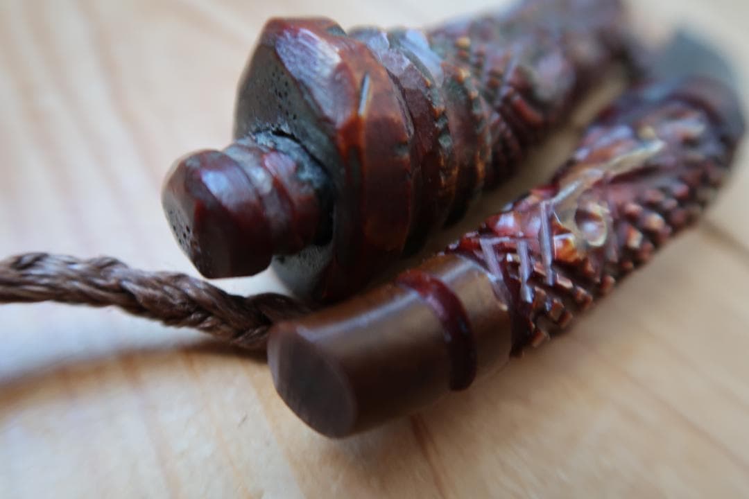 アイヌ　マキリ　メノコ　マキリ彫刻装飾