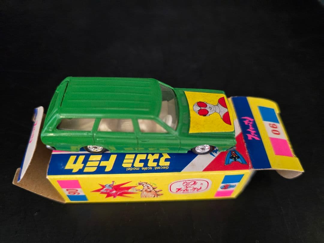 マスコミトミカ 06セドリックワゴンファイヤーマンシール未使用1974刻印無し