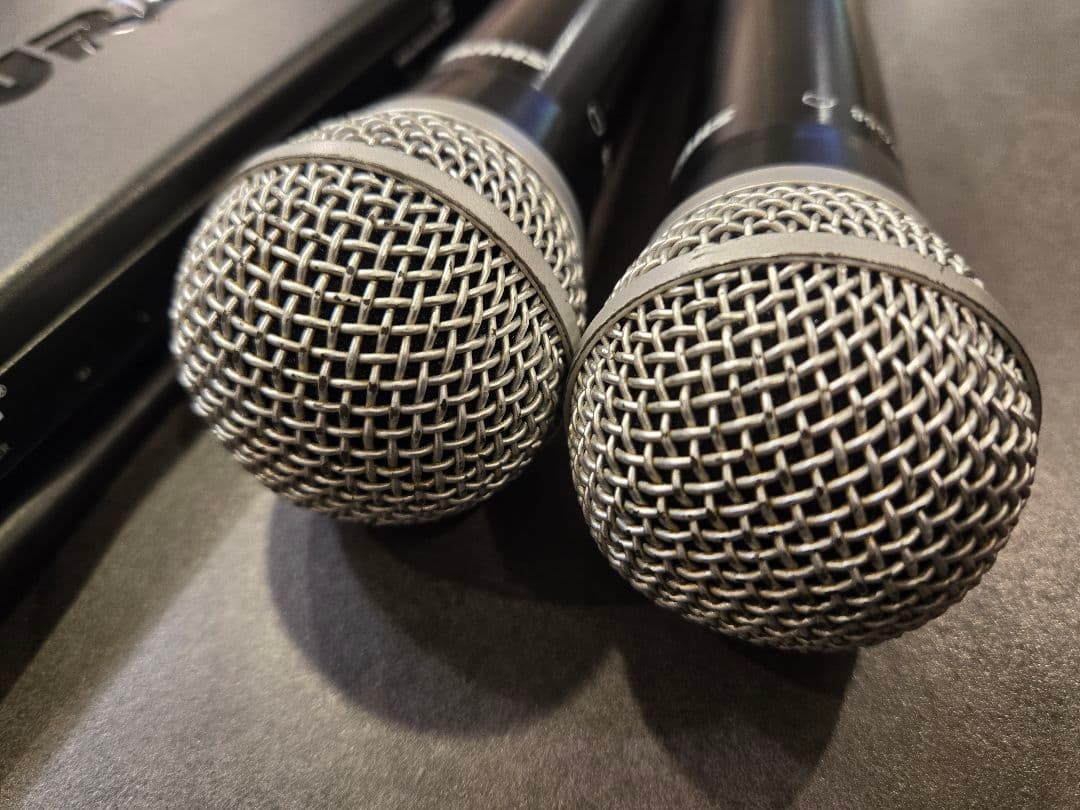 【SHURE】ワイヤレスマイクロフォンPG58+受信機SVX88セット