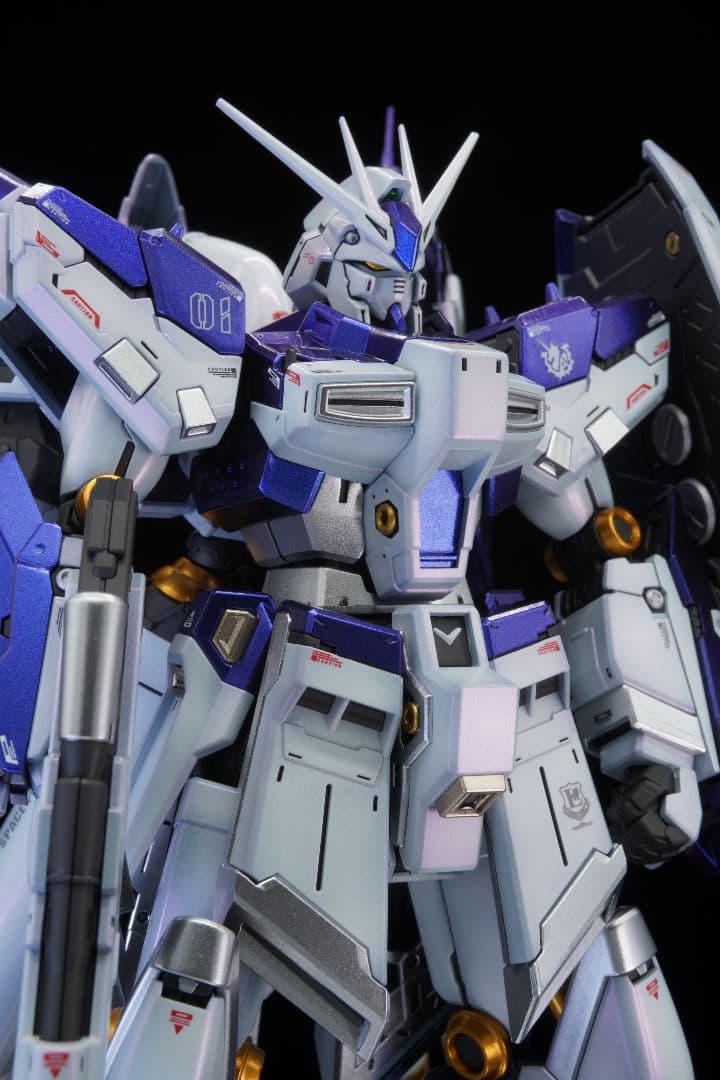 RG 1/144 Hi-vガンダム 完成品 塗装品