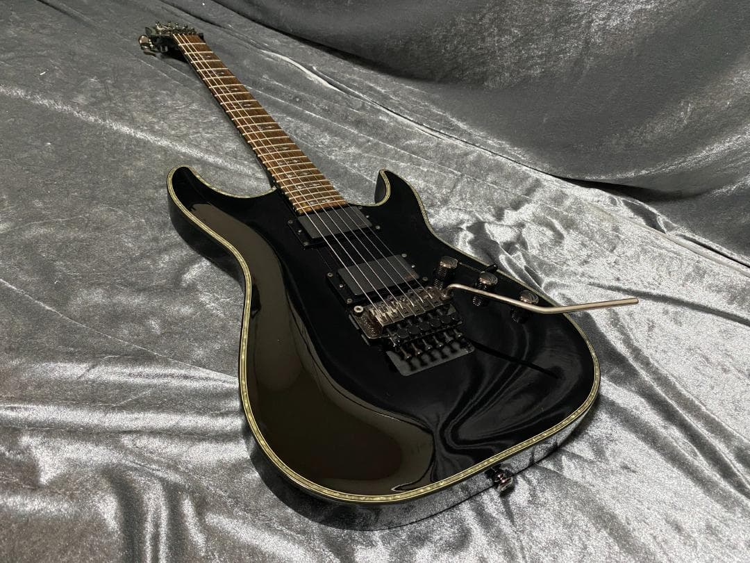 定価203,500円 Schecter AD-C-1-FR-HR EMG搭載