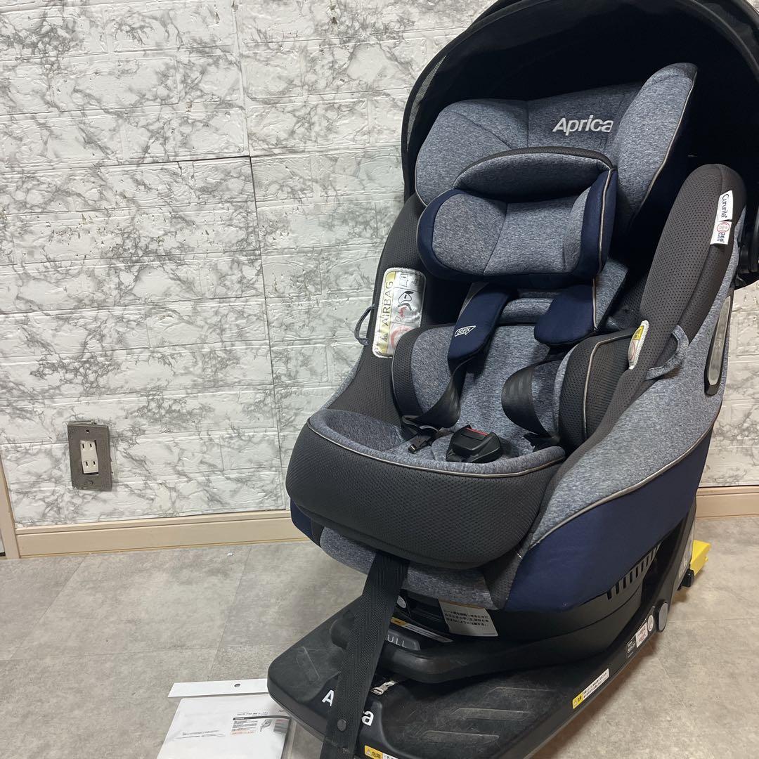 Apricaアップリカ　クルリラプラス360°セーフティー新生児〜OK