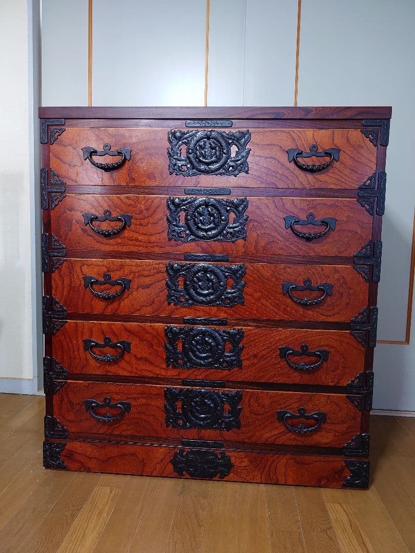 岩谷堂箪笥　五段　鍵付き