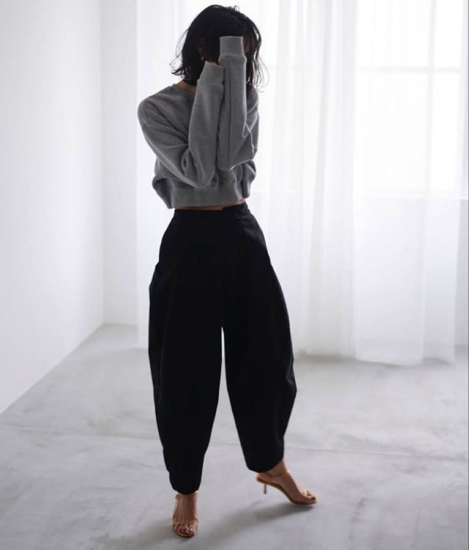 【新品】nala コクーンチノパンツ　cocoon chino pants S