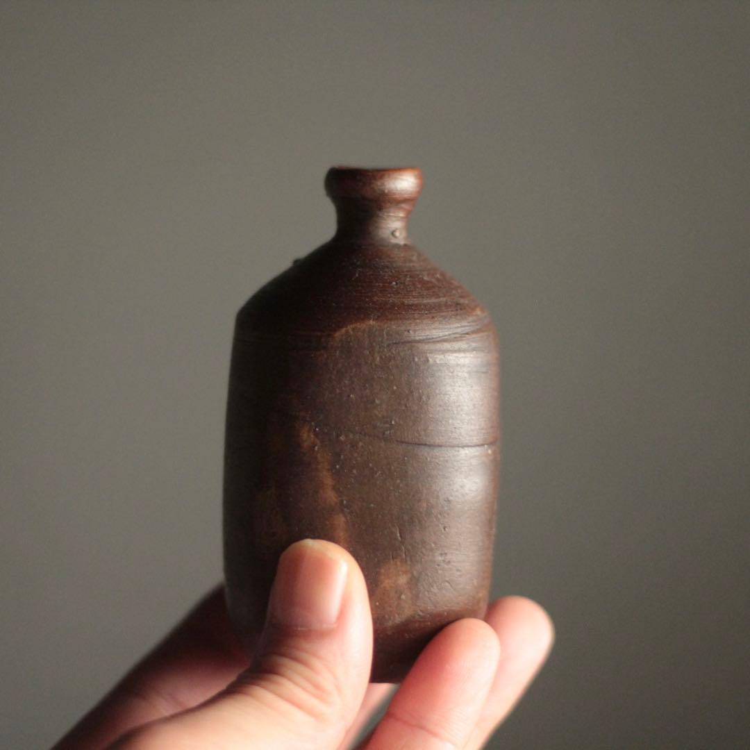 明治の備前のかわいいやつ 小徳利 備前焼 容量約100ml 古道具 アンティーク