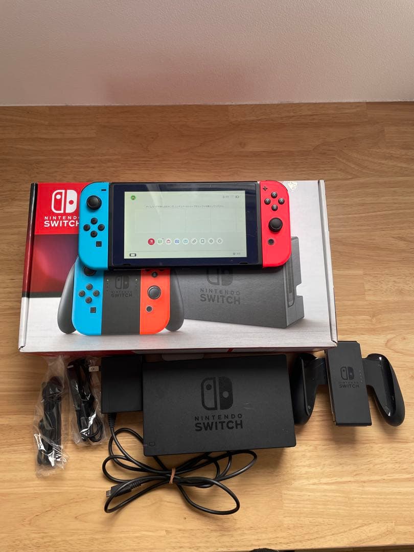 Nintendo Switch ネオンレッド/ネオンブルー 本体　ジャンク