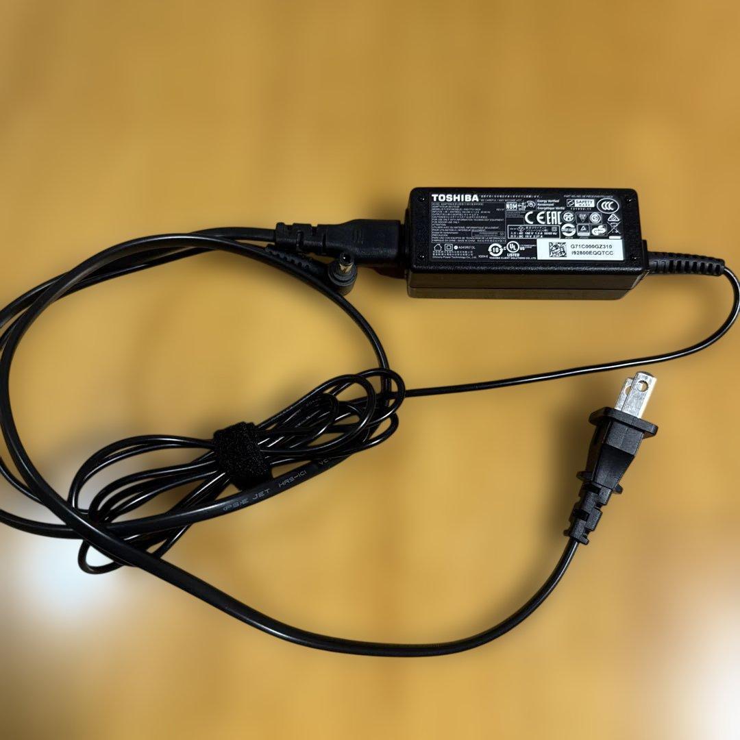 【格安中古】dynabook AZ25/FW TOSHIBA Windows11