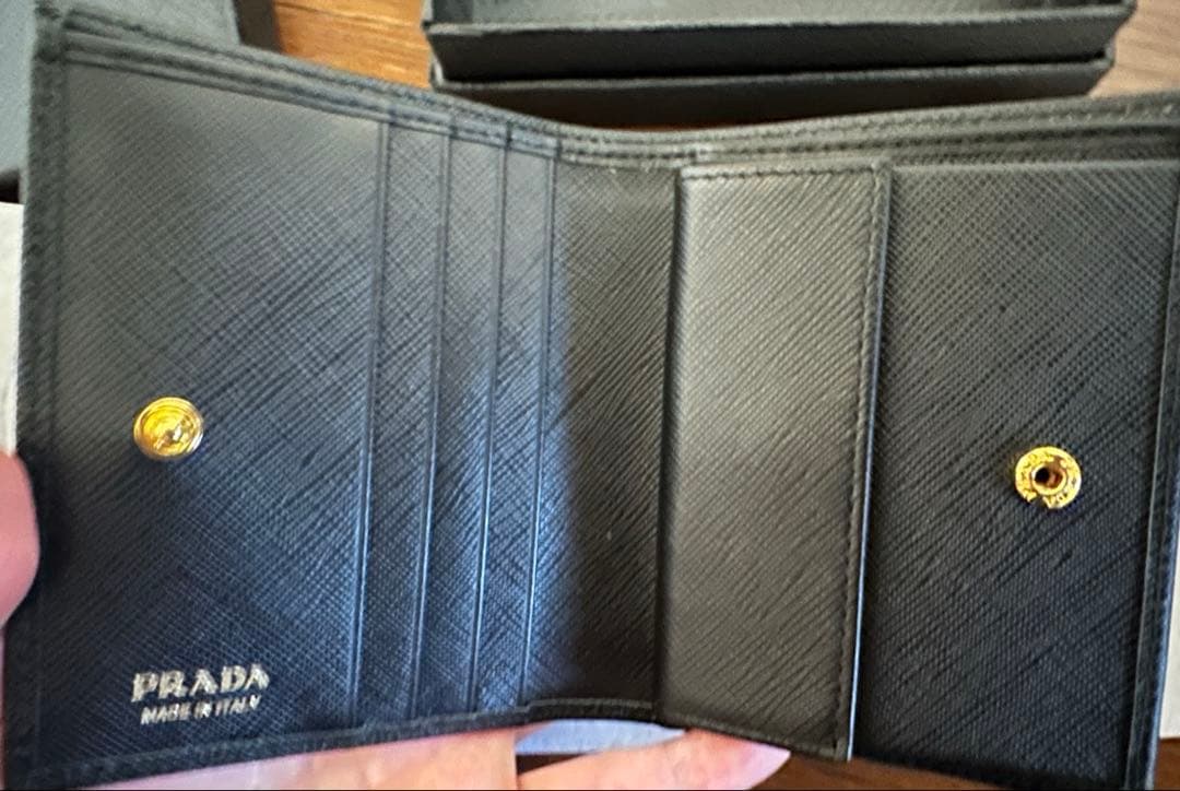PRADA　サフィアーノレザー 財布