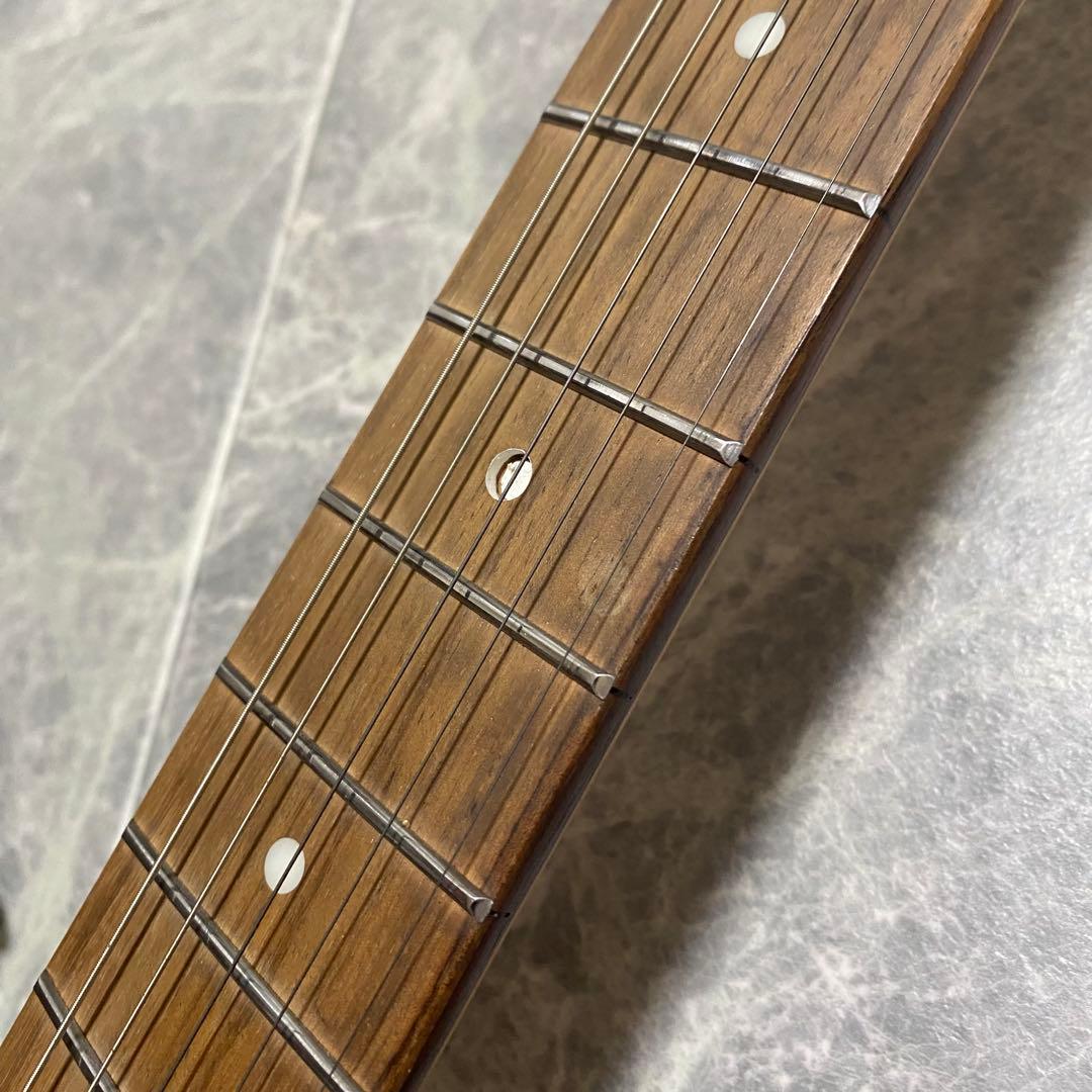 ブラックストラトキャスター ジミ・ヘンドリックス サイケ柄