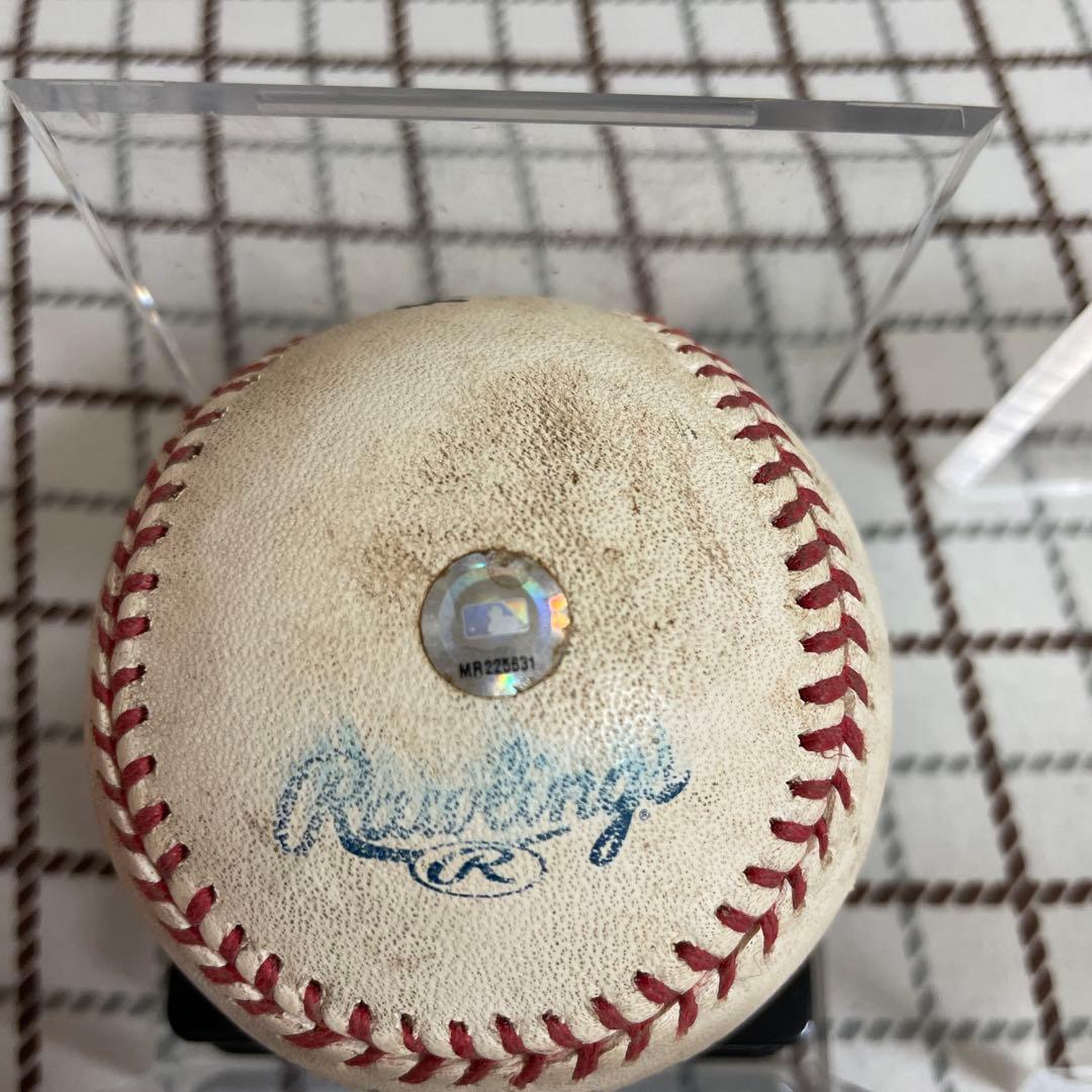 松井秀喜サインボール。2003年のニューヨーク・ヤンキース対シカゴ・カブスの試合