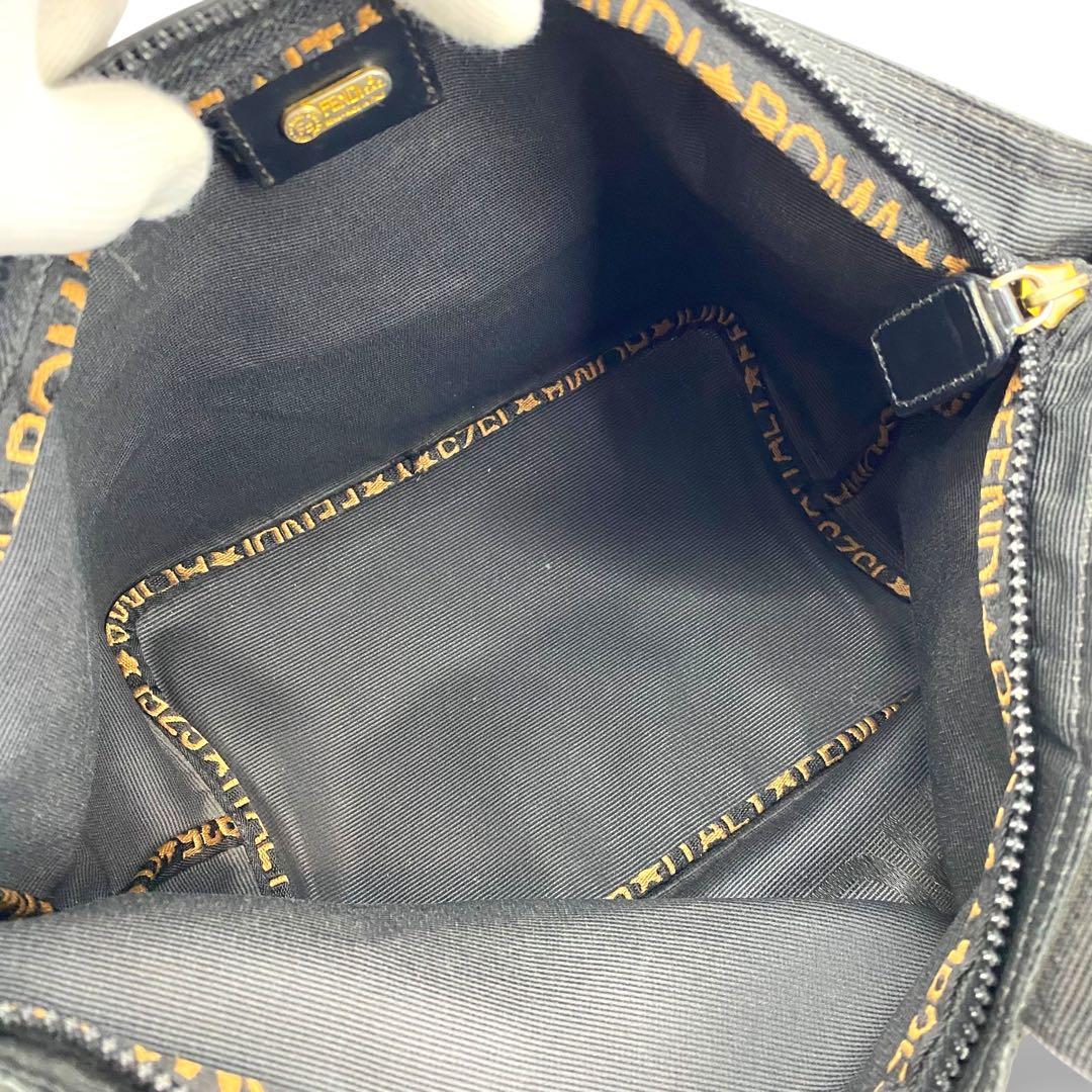 【美品】フェンディ ミニバッグ ハンドバッグ ナイロン ブランドロゴ ブラック