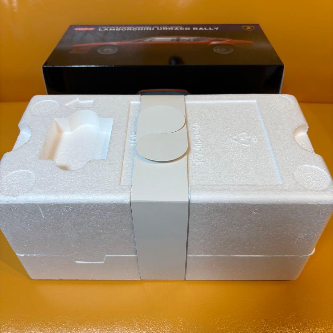 レア！京商 1/18 ランボルギーニ ウラッコラリー 赤