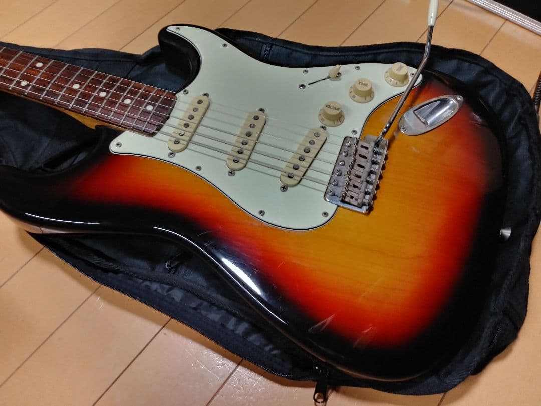 Fender フェンダージャパン　ストラトキャスター　ST62-70TX？