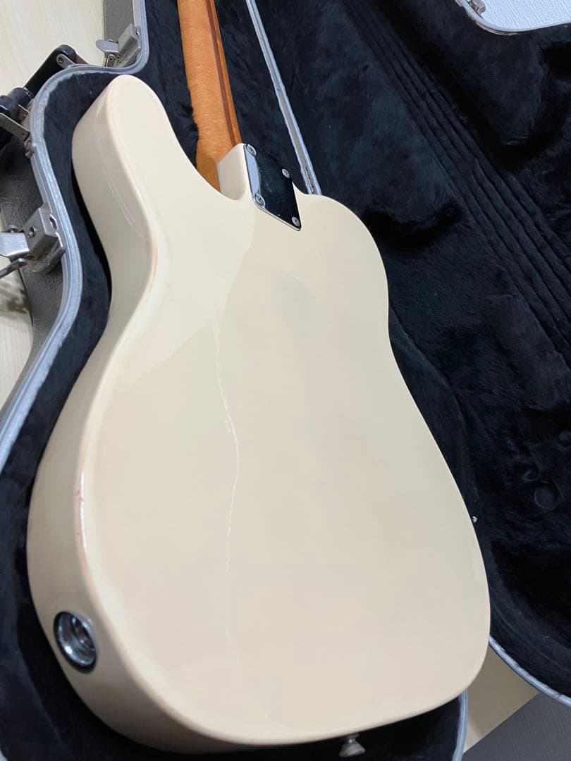Fender テレキャスター ハードケース付き　20-26万