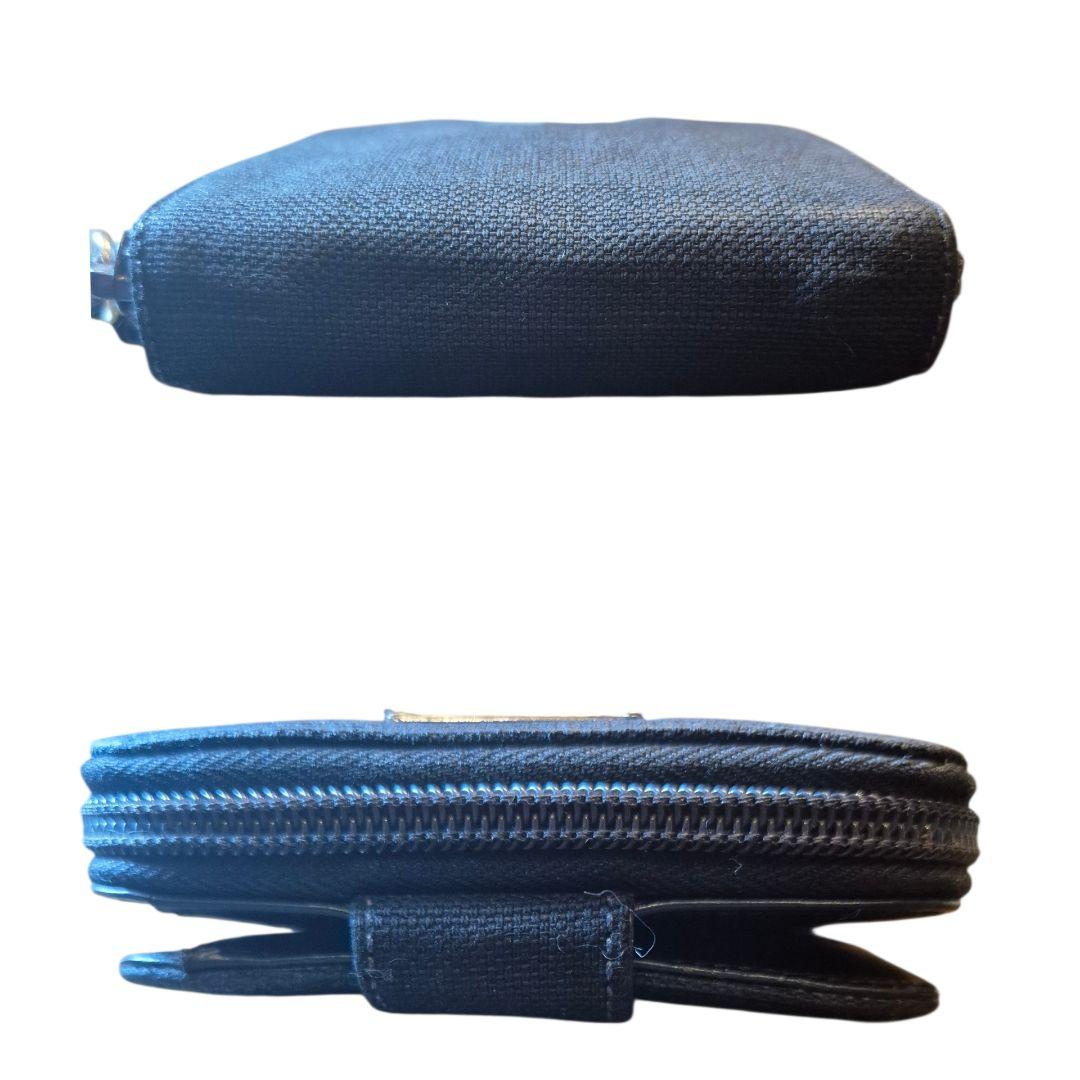 ＰＲＡＤＡ　プラダ　二つ折り財布　三角プレート　キャンパスレザー　ブラック