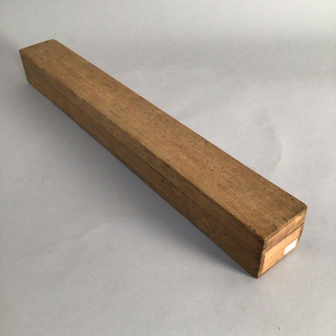 No3014 掛軸　仏教美術　金泥彩色　弘法大師像　紙本　無落款　合箱　送料無料