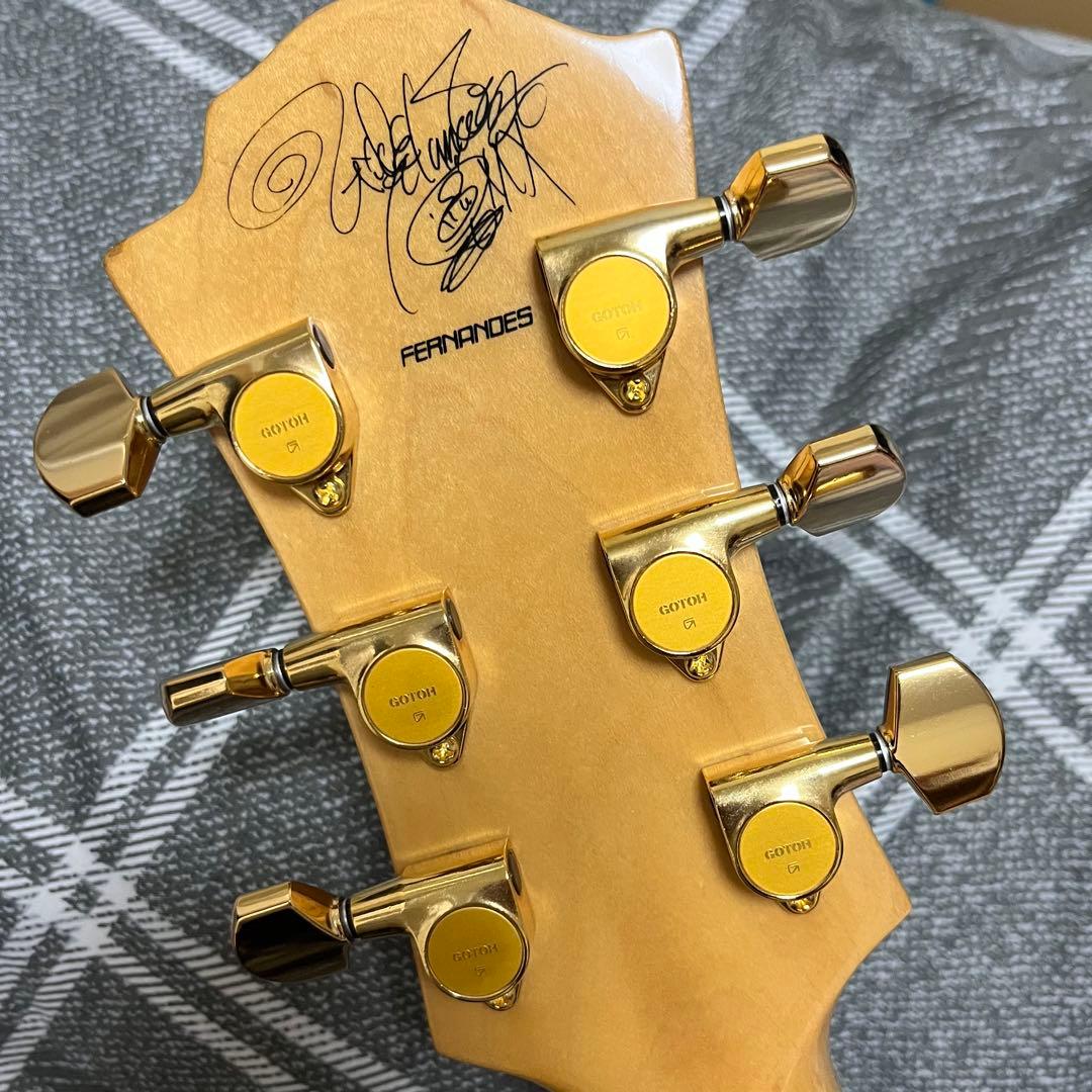 hideモデルギター（mg120x）