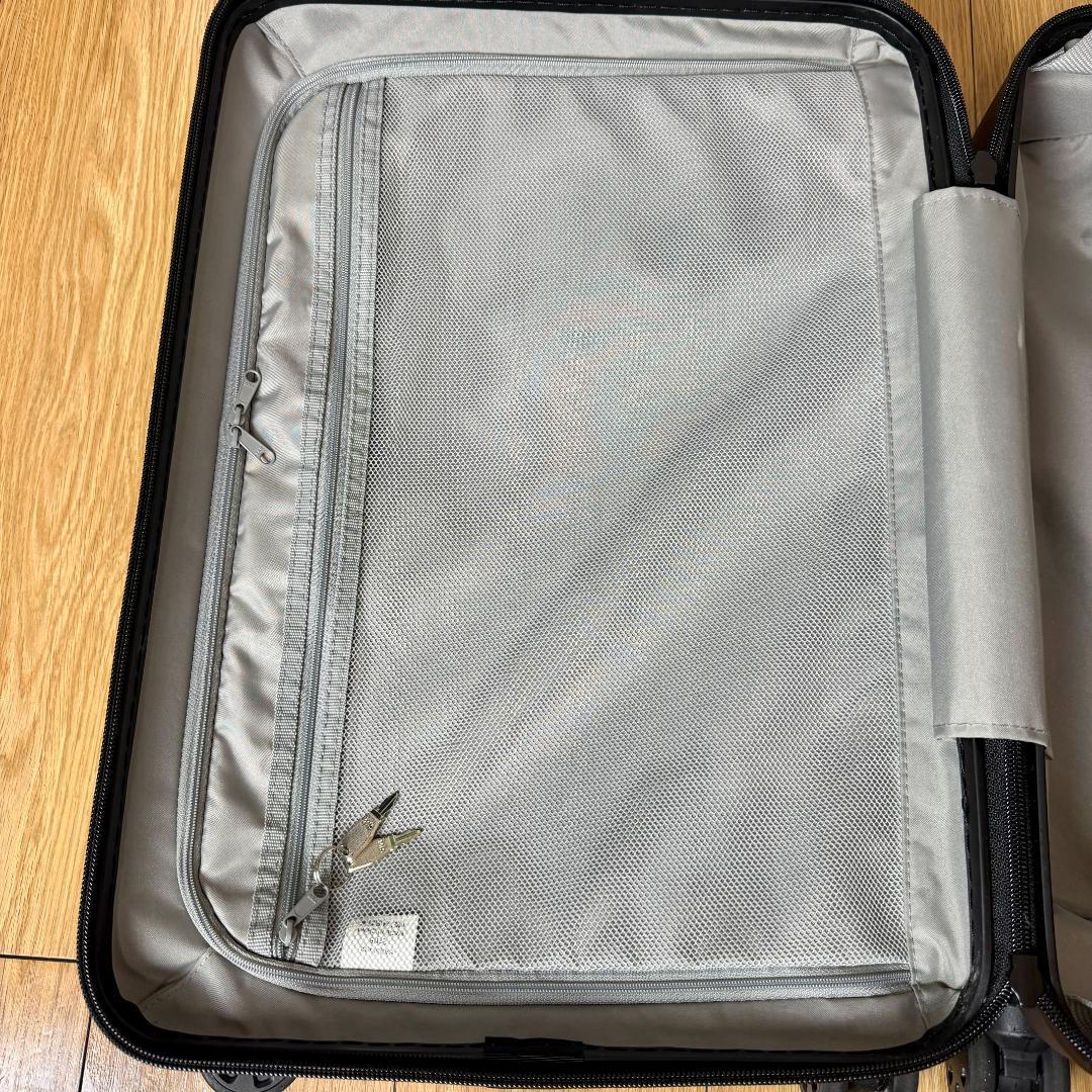 無印良品バーを自由に調節できる　ハードキャリーケース（３６Ｌ）