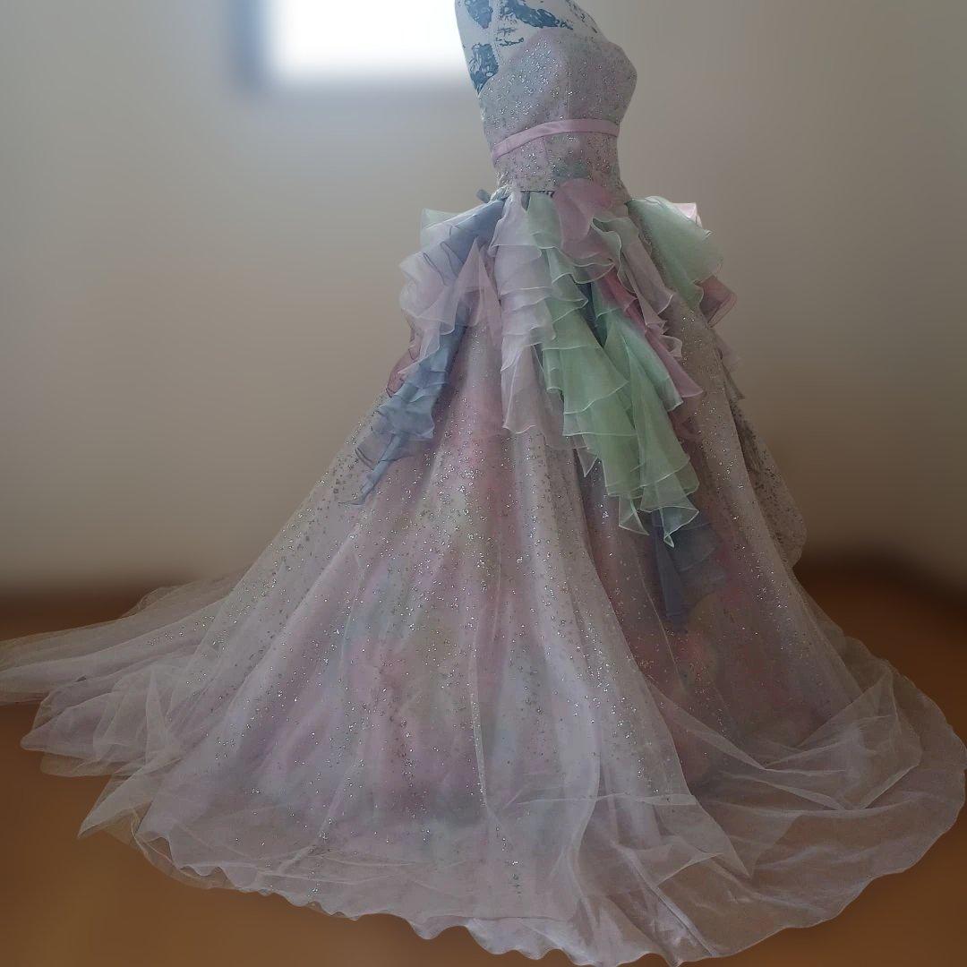 パステルフリルウェディングドレス