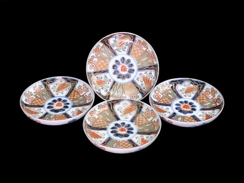 古伊万里　色絵　割絵　花の図　４寸皿　４枚　3164AS-CWu