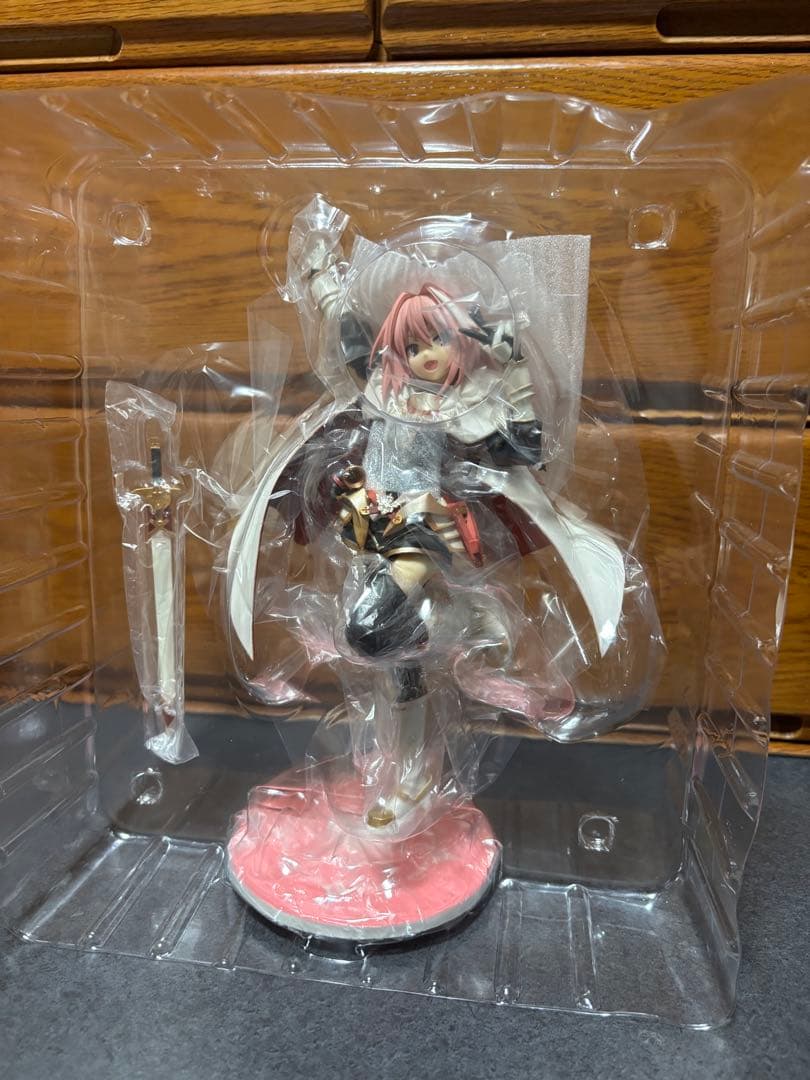 【開封済み】アストルフォ　フィギュア　AMAKUNI