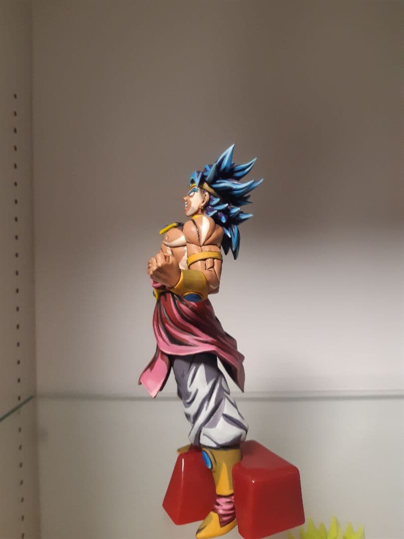 ドラゴンボール　ブロリー　リペイントフィギュア