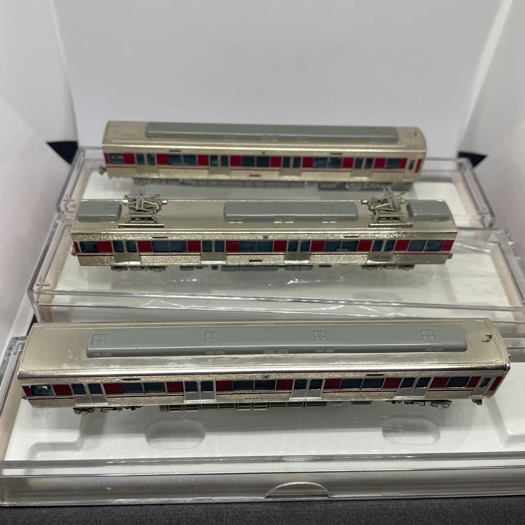 エンドウ　近鉄3000系ステンレスカ-３両ヘッドライト点灯[金属製美品]