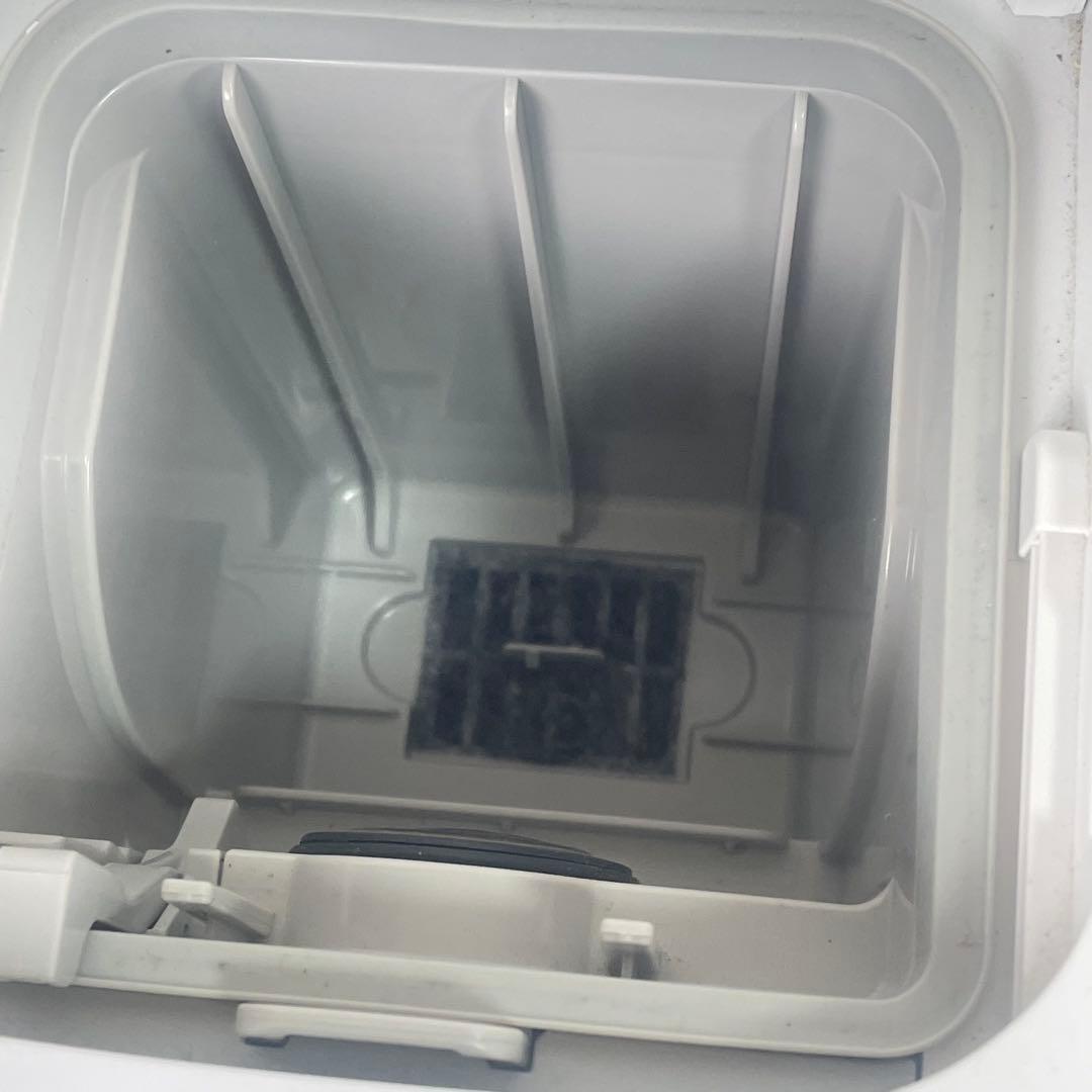 Panasonic 充電式掃除機 MC-NS10K 2023年製 紙パック付き