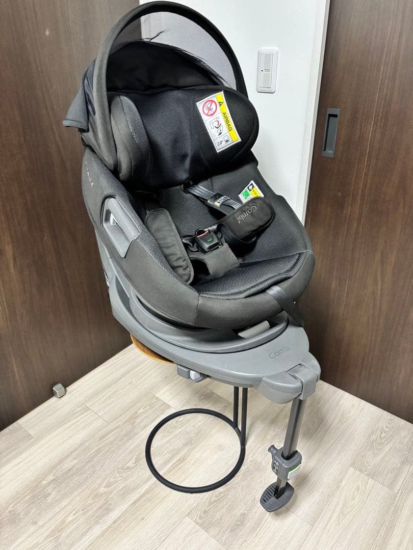 チャイルドシート　コンビ THE S plus ISOFIX エッグショックZD