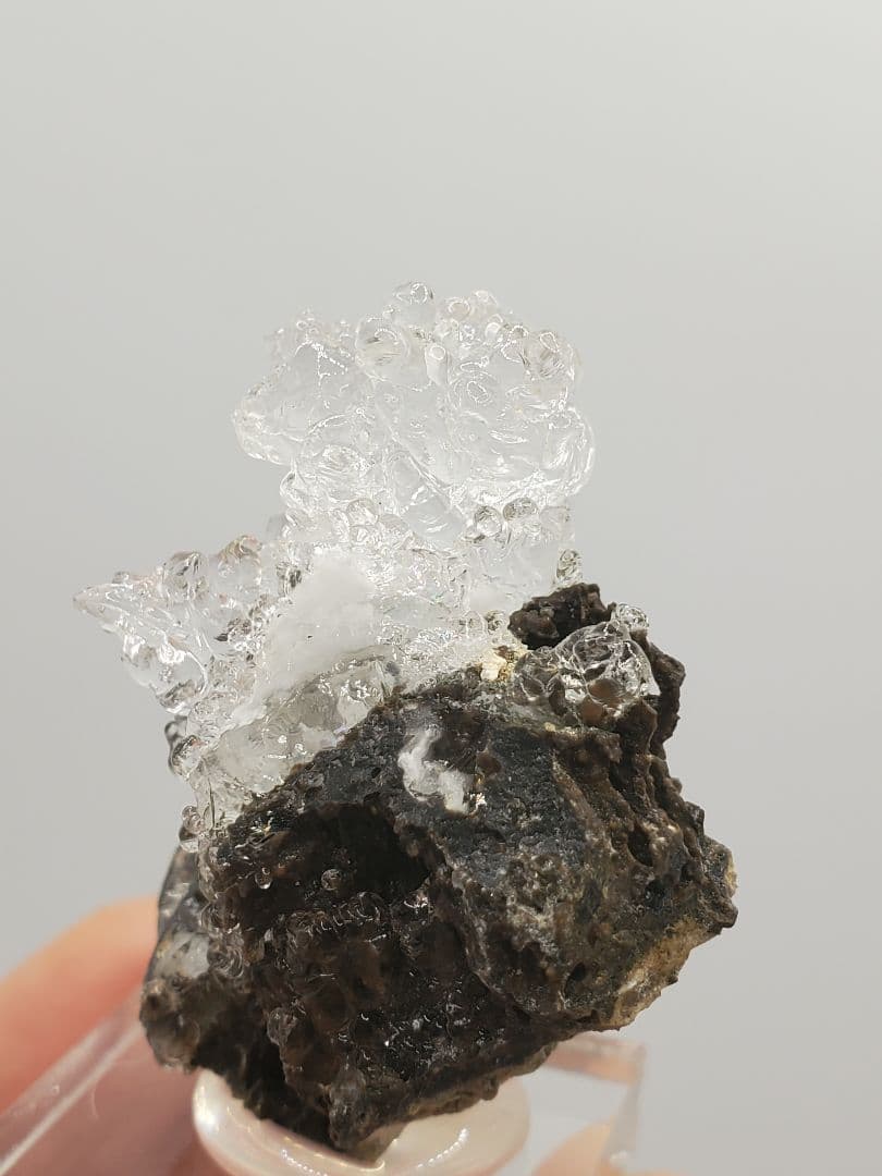 ハイアライトオパール 虹 天然石 原石 鉱物標本 鉱物 母岩付き ハンガリー産