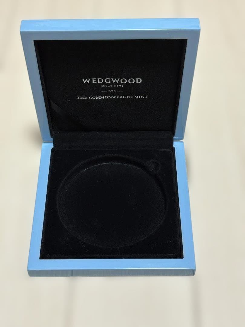 【新品】ウエッジウッド スリーグレイセス　2018トリスタンダクーニャ　陶貨