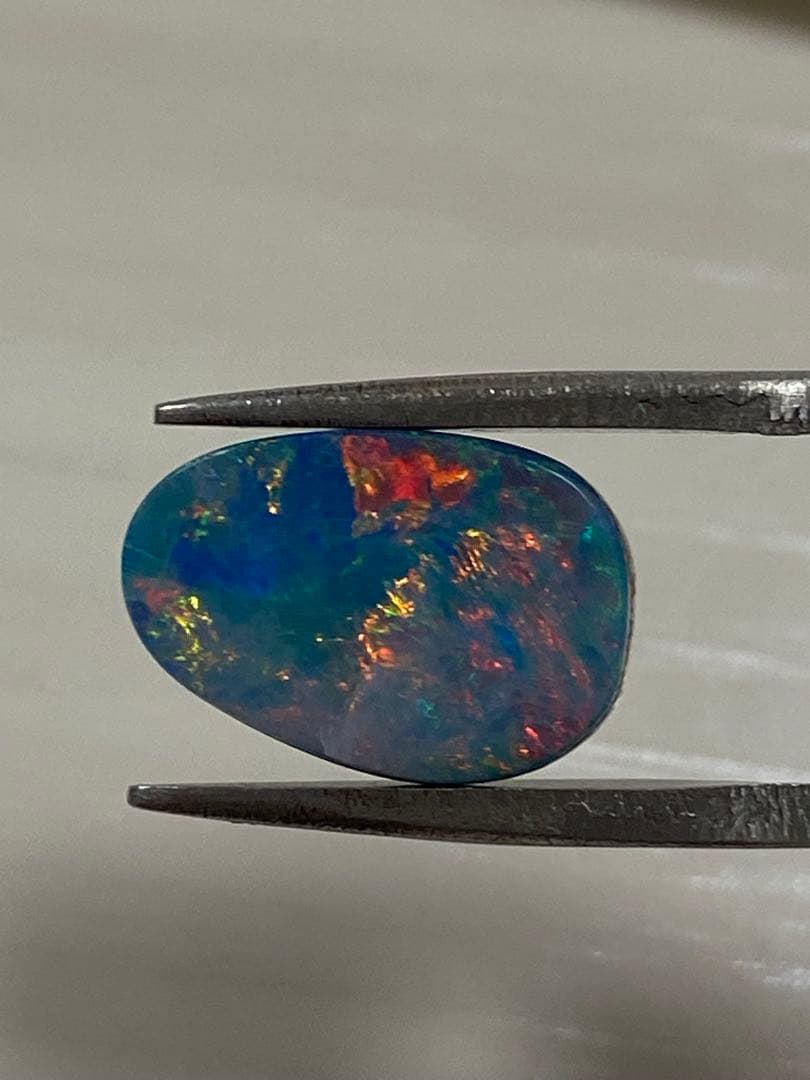 オパール　ダブレット