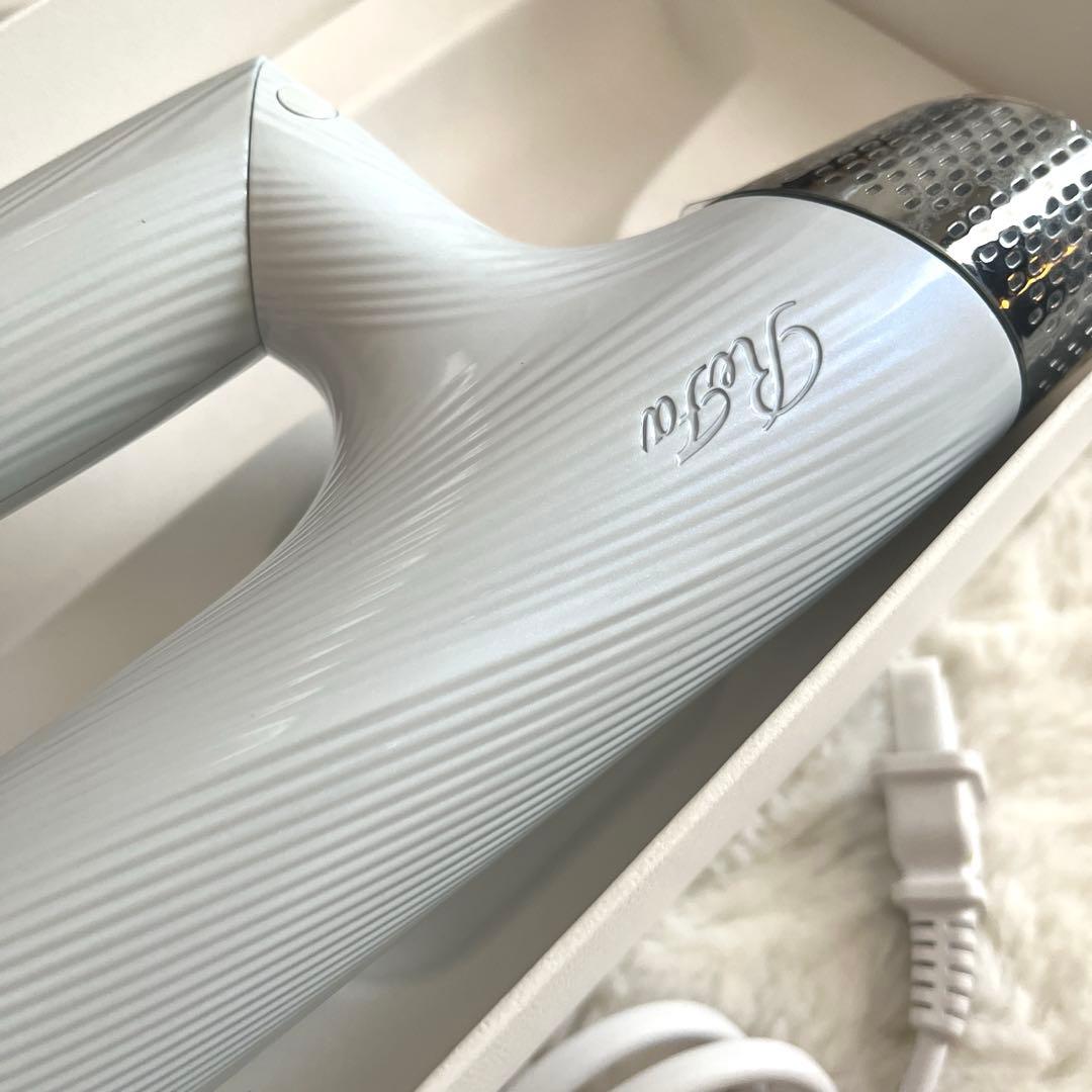 MTG ReFaビューテックドライヤー スマート　ホワイト　リファ本体