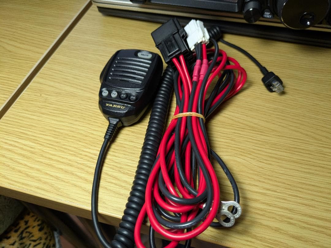 YAESU FT-710 AESS HF/50MHzトランシーバー