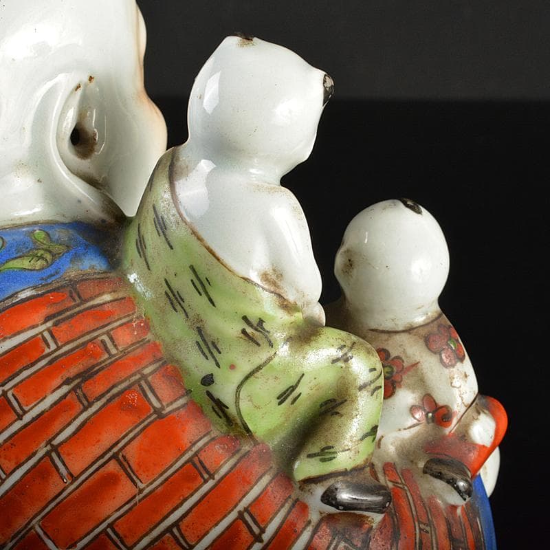 中国　景徳鎮　粉彩　布袋唐子像　置物　H　R6992