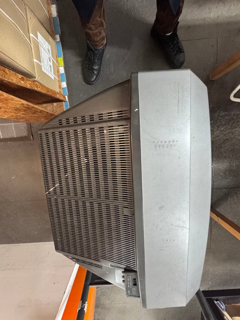 ブラウン管テレビ　SONY Trinitron KV-25ST70