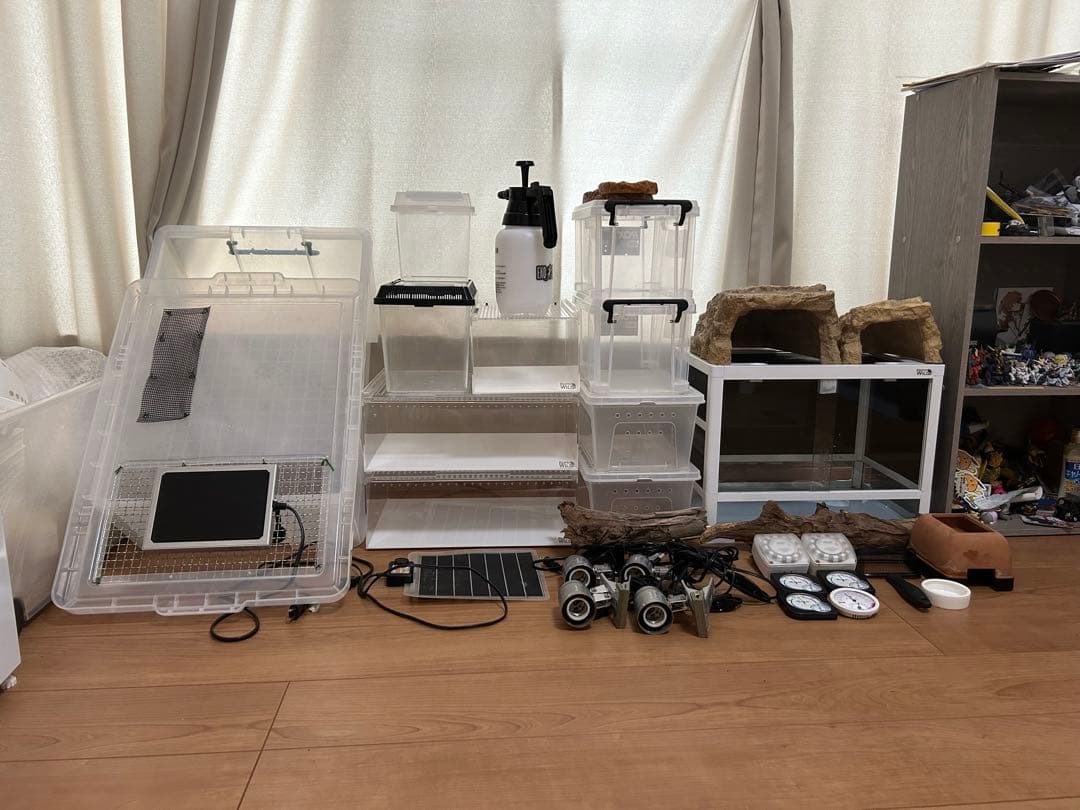 爬虫類用ケージ、その他爬虫類用品色々